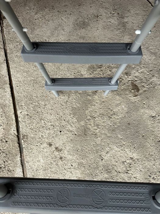 Scară piscina bestway 84 cm