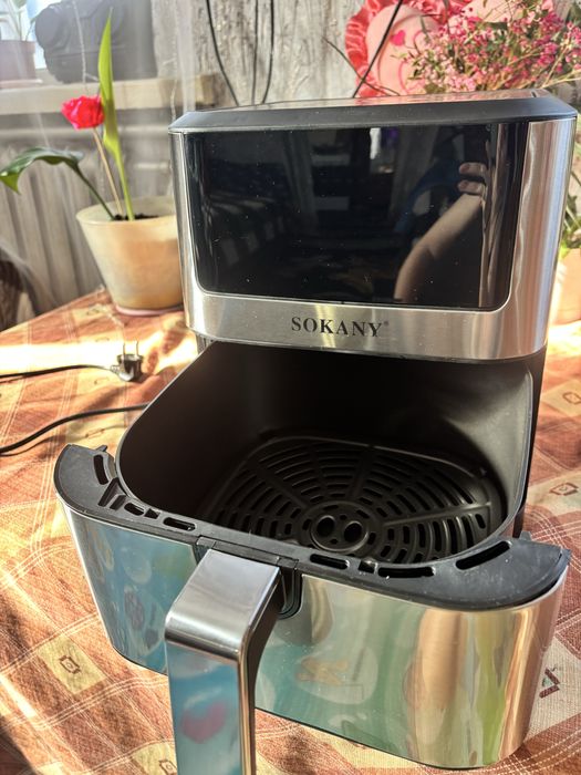 Продам Аэрогриль на 7 литров