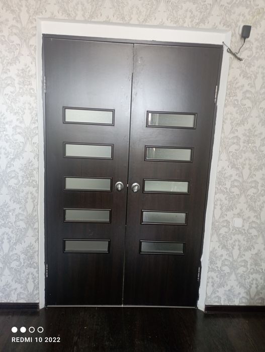 Продам двери конплекта