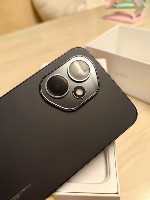 Продам Honor 400 (Технодом) 8/256GB