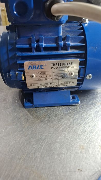 Двигатель BLE 230/400