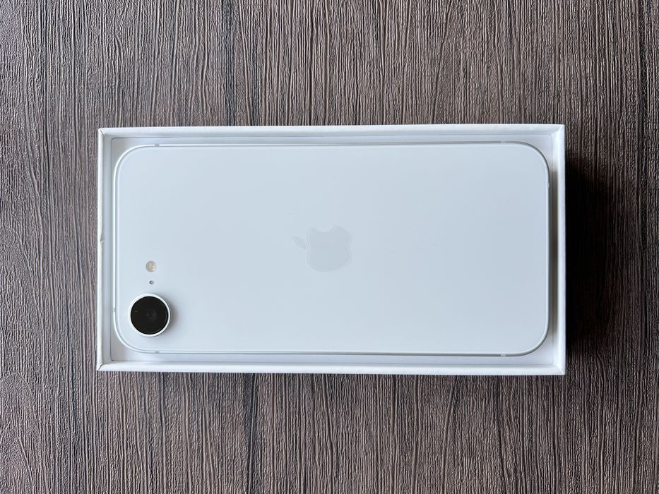 Iphone 16e NOU cu GARANTIE - 2200 lei