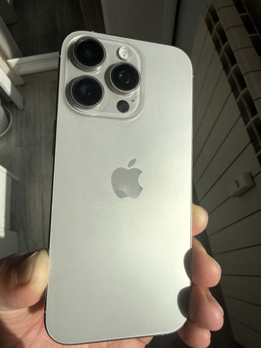 Iphone 16 pro 256 Natural titanium