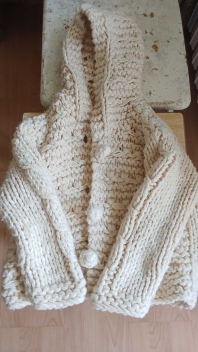 Детские комбинезоны, платья, кофты, брюки, куртки