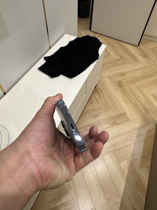Продам iphone 13 pro 128