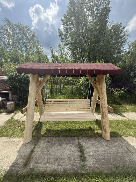 Leagane din lemn masiv