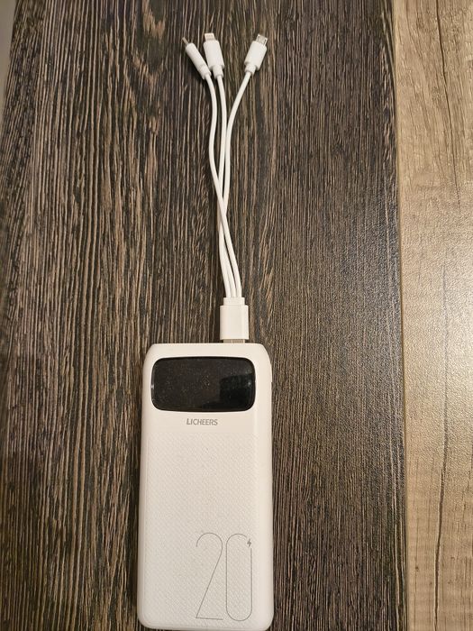 Продавам вьншна батерия