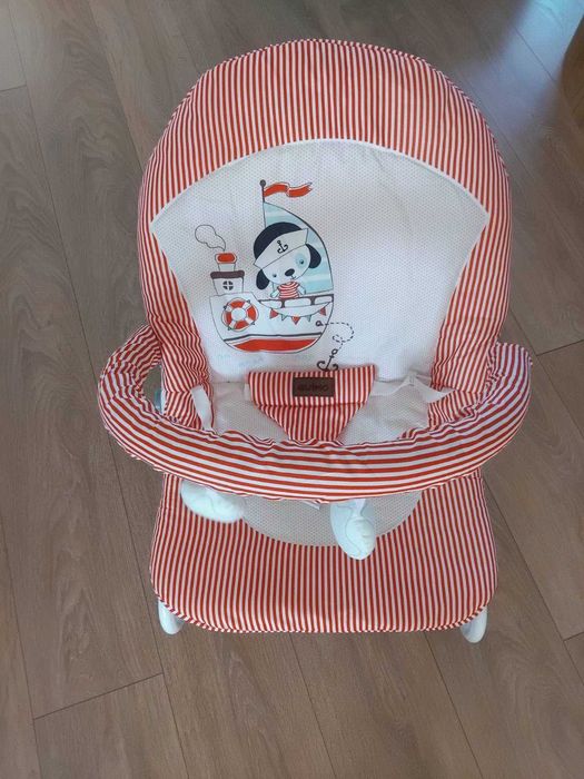 бебешки шезлонг с регулируема облегалка