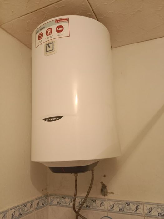 Продам Аристон новый