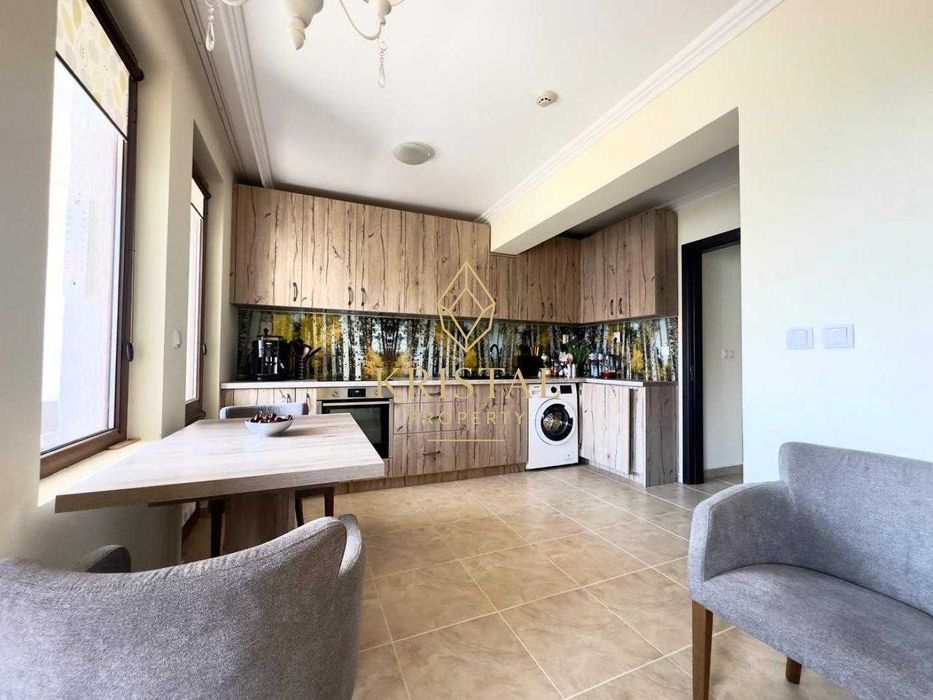 Продава се Тристаен апартамент в Свети Влас - 94 кв.м за 1820 €/кв.м - Снимка #2