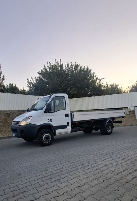 Vând Iveco Daily 70C18- DETARAT 3,5 TONE -SE conduce cu cat B