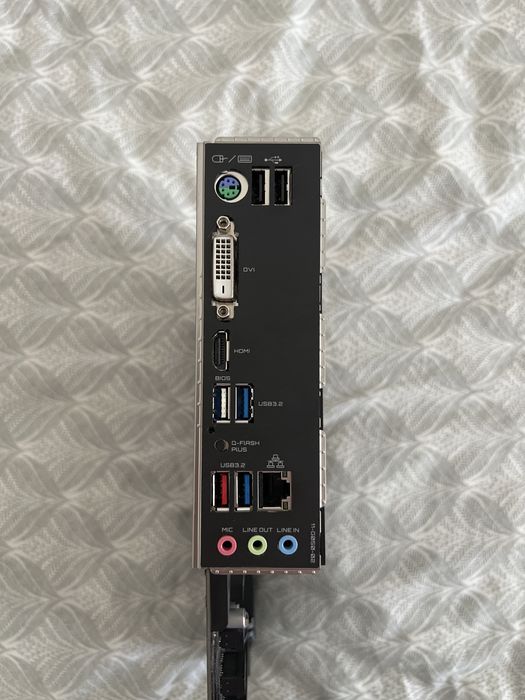 Placa de baza Gigabyte B550 Gaming X V2 (rev. 1.3) – In garantie