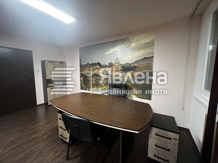 Дава се под наем Офис в София, Център - 21 кв.м за 168 € - Снимка #2