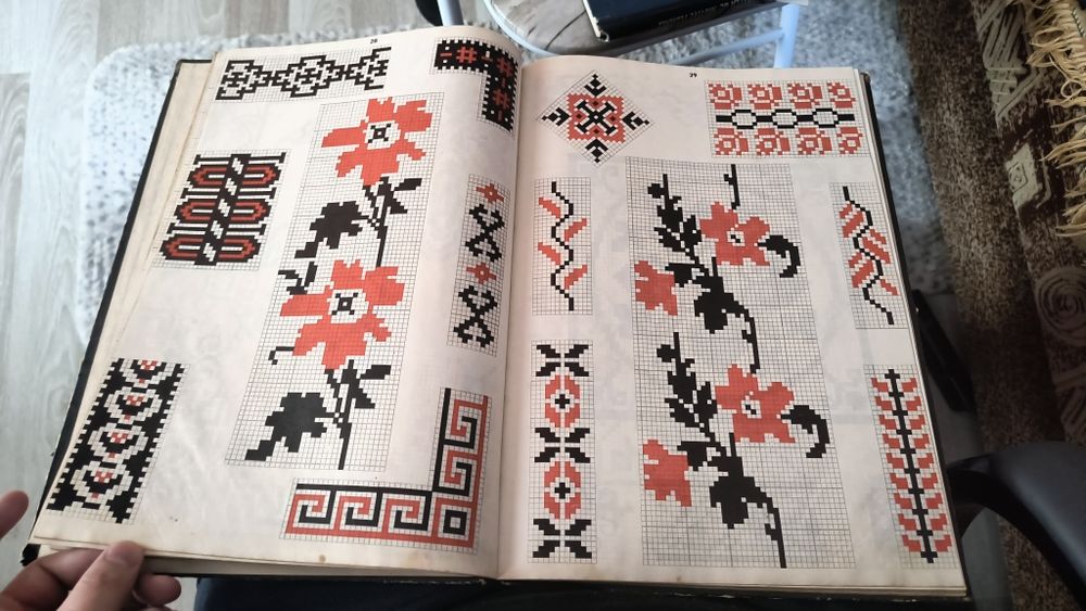 Album cusături moldovenești