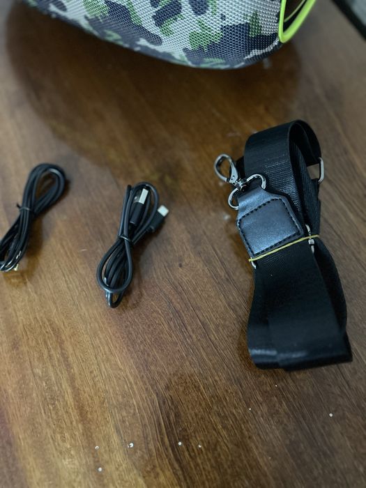 Продам мощную колонку с бассами