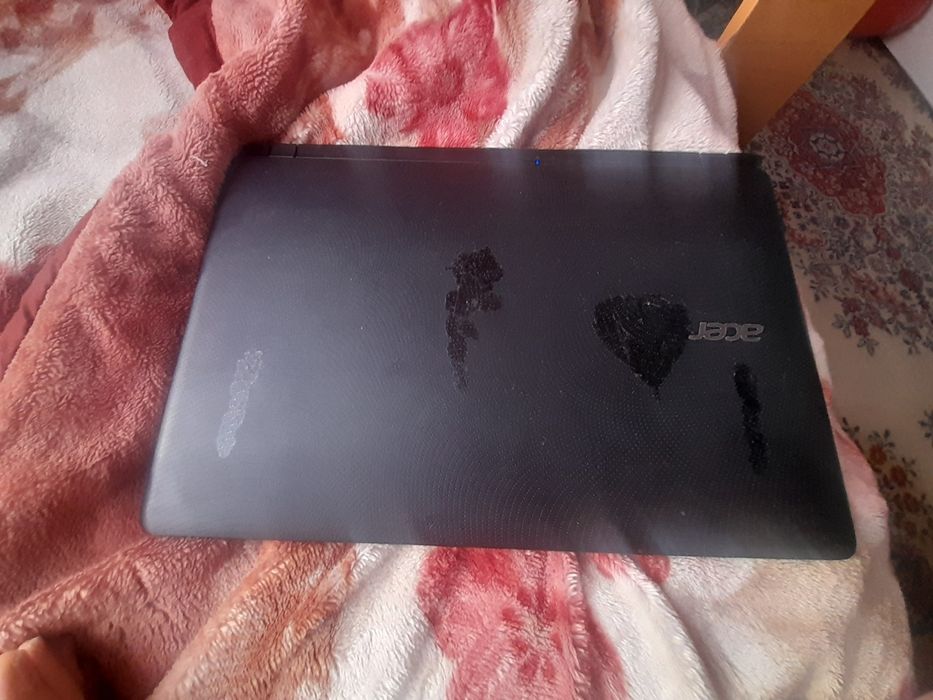 Продам ноутбук за 75тысяч возможен торг