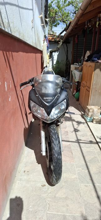 ХОНДА  125  ДОБЪР ДВИГАТЕЛ