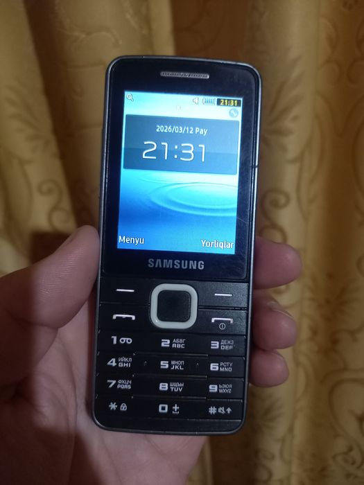 Samsung GT-5611. Afsonaviy Telefon