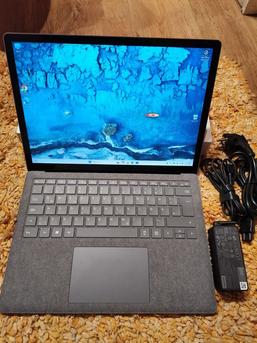 Microsoft Surface Laptop 4 Ryzen 5 4680U 8Gb 256gb touchscreen