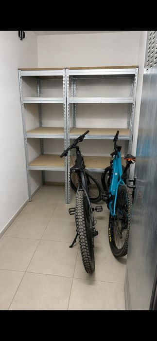"Proprietar | 3 camere | Etaj 1 | Bloc cu 8 apartamente | Parcare + Boxă | 300 m Mall Sânpetru"