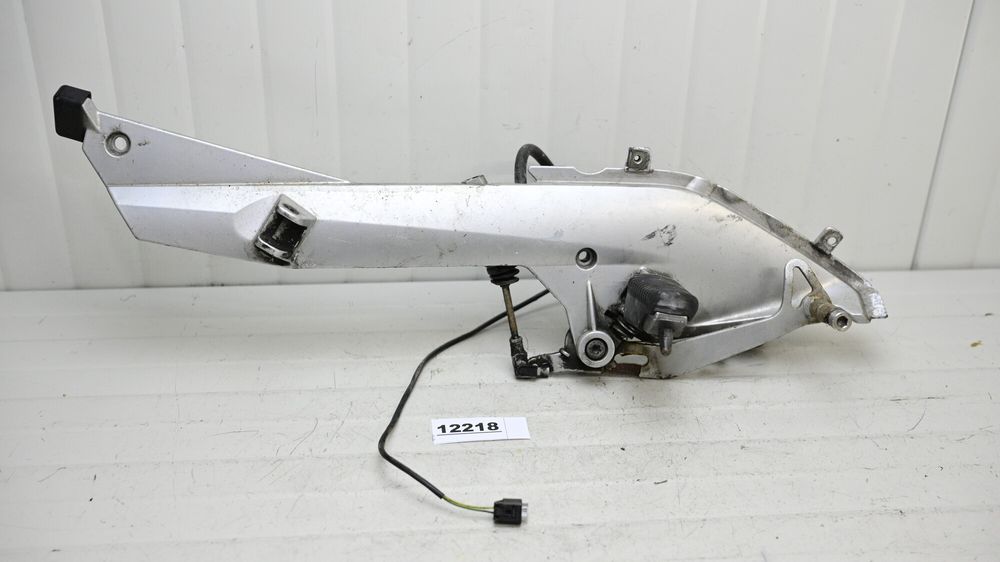 Suport Scarita Dreapta Pedala Cu Pompa Frana BMW R1200RT 2005 - 2009