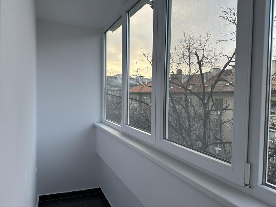 Продава се Четиристаен апартамент в Стара Загора, Център - 84 кв.м за 1584 €/кв.м - Снимка #11