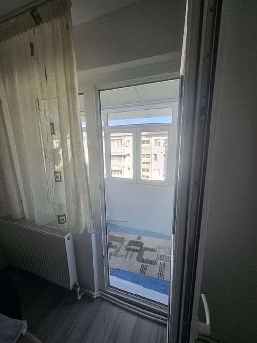 Apartament 2 camere semidecomandat