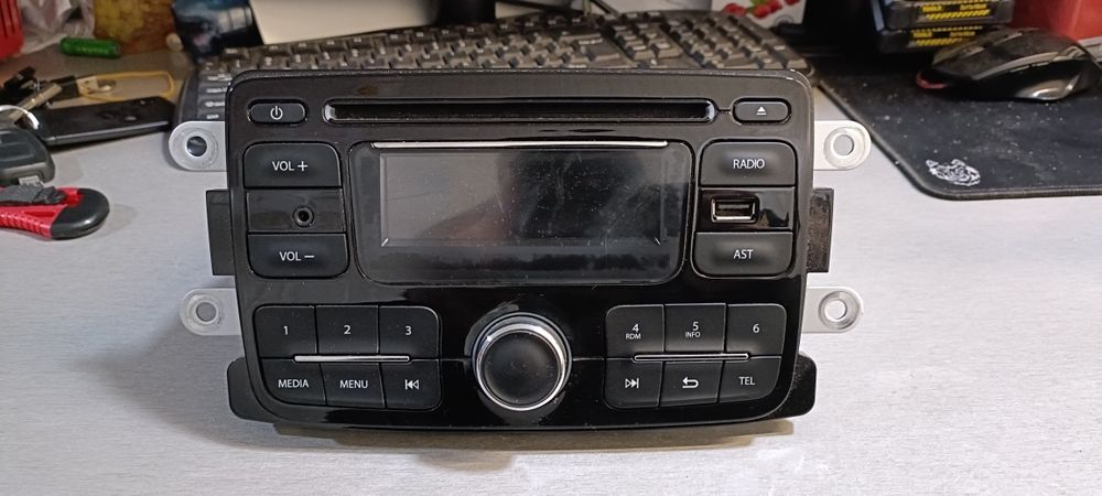 Radio Dacia Logan Sandero Duster Dokker Lodgy Captur