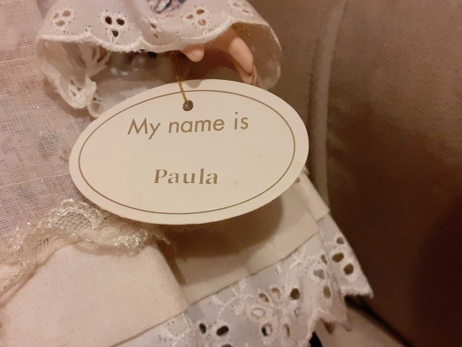 Порцеланова кукла Paula