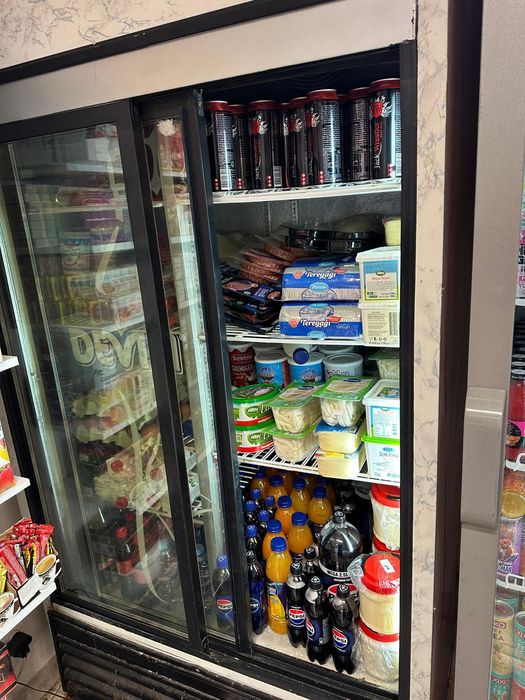 Хладилна витрина