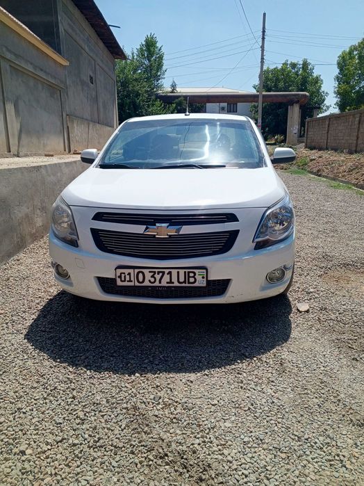 Автомобиль Cobalt