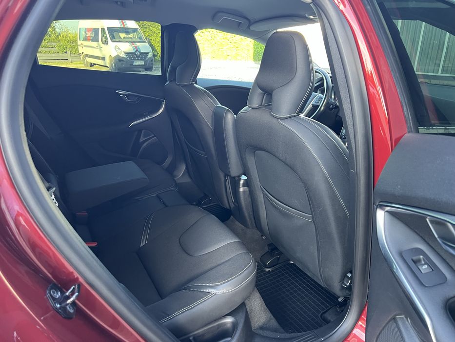 Volvo V40  km 173200