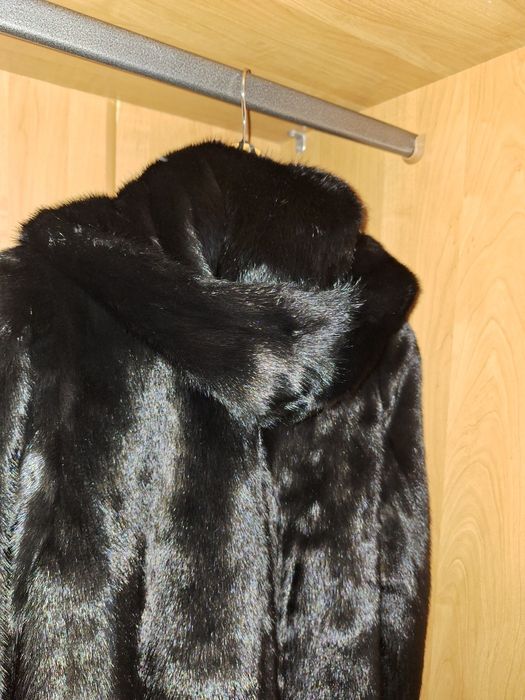 Продам шуба норковая