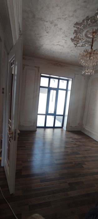 Yangi hayot tumanida 1.65 sotihli yangi qurilgan 7 xonali kottej