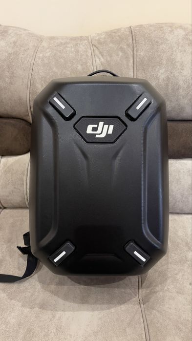 DJI Phantom 3 раница + 3 батерии + 2 карти 64GB