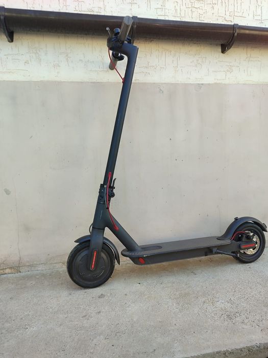 Электросамокат Xiaomi M365