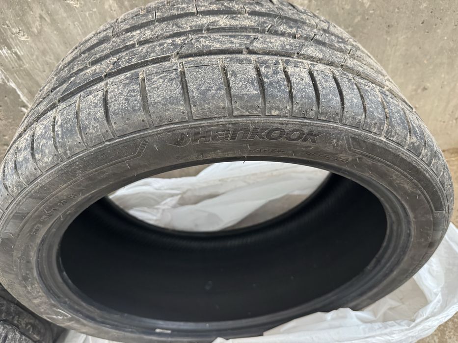 Шины 245/40/19 275/35/19