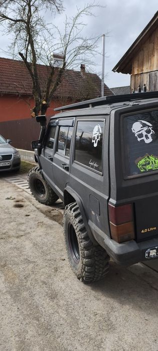 Grand cherokee vand sau schimb