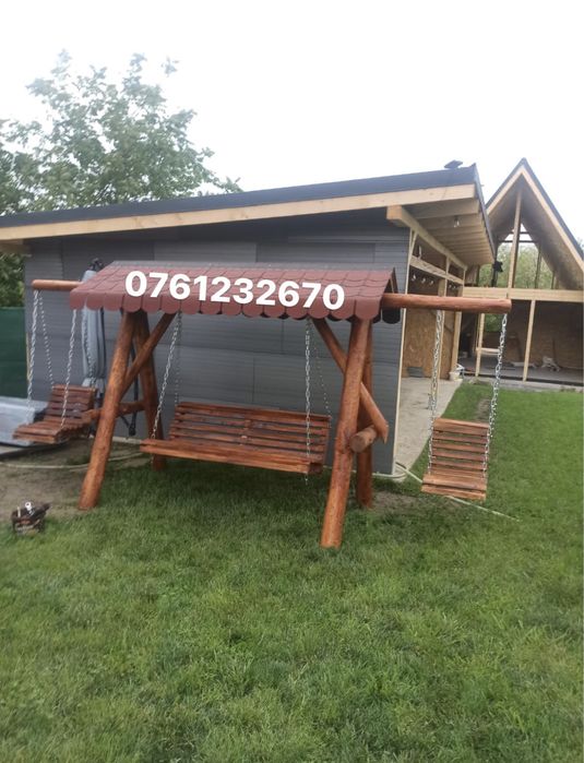 Balansoare si mese din lemn masiv