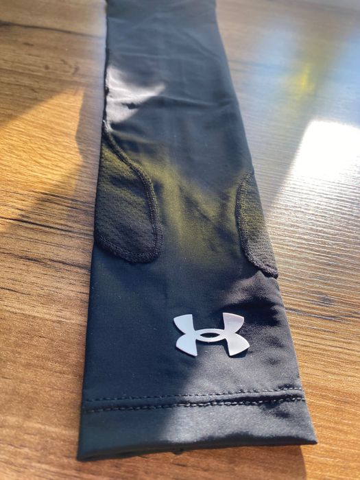 Спортни ръкави Under Armour