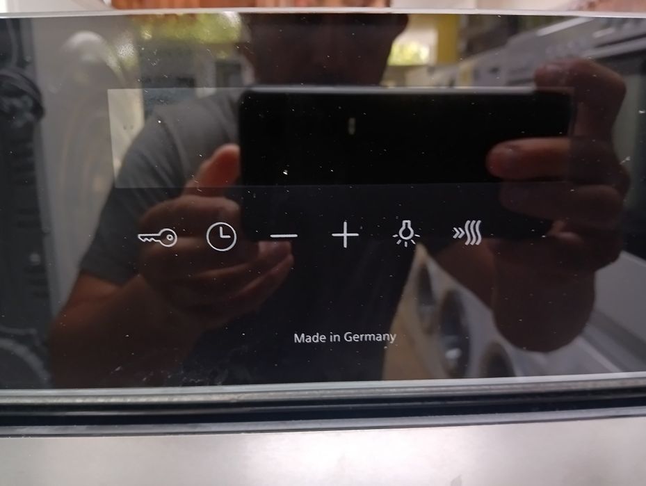 Като нова печка за вграждане Сименс Siemens с две години гаранция!