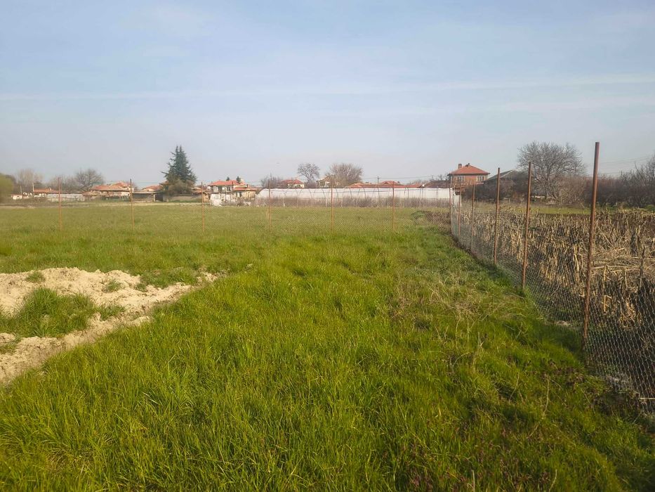 Парцел с .Манолско Конаре