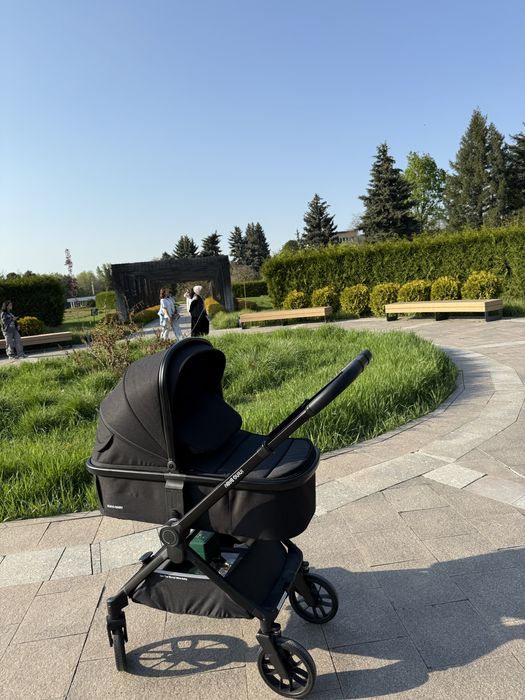 Детская коляска в отличном состоянии