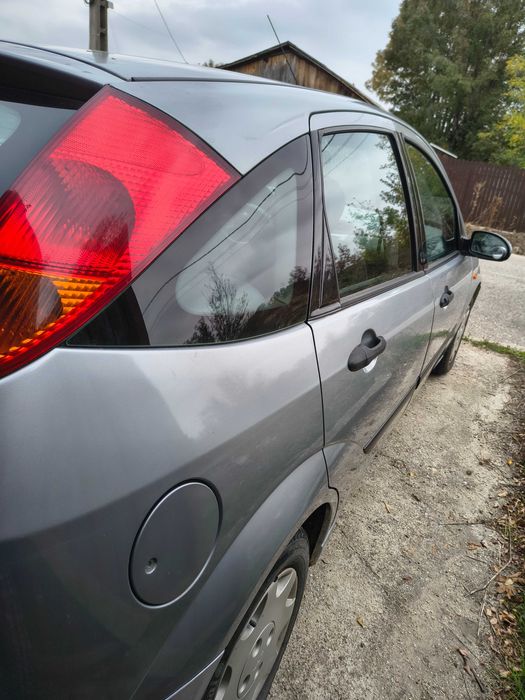 Vand Ford Focus,an 2002