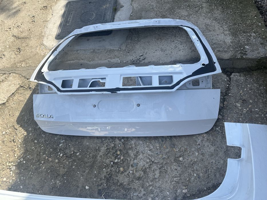 hayon skoda scala.