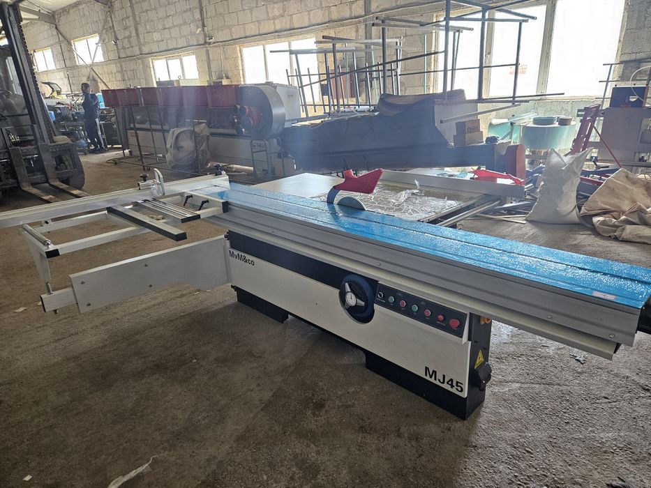 Нови Китайски циркуляри 3000мм.два модела