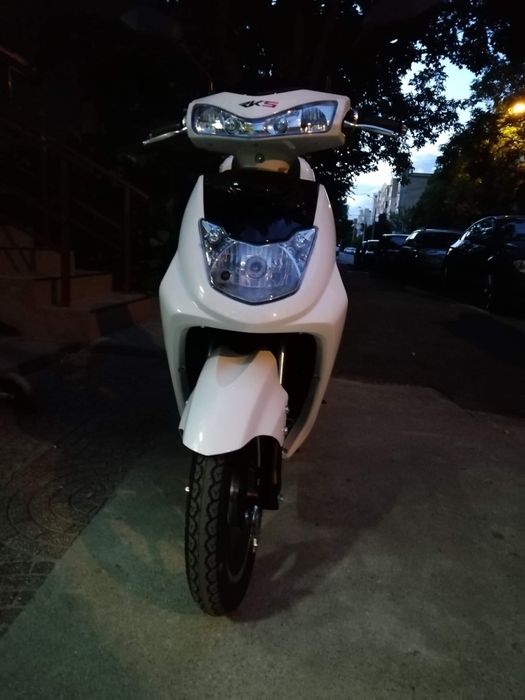Vând scuter electric limitata la 25 km 2020