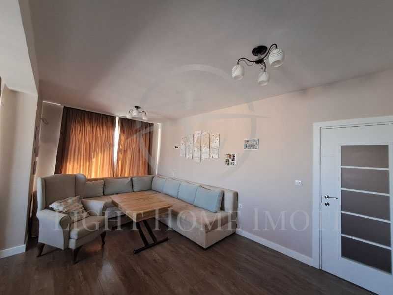 Продава се Тристаен апартамент в Пловдив, Кючук Париж - 104 кв.м за 1924 €/кв.м - Снимка #3