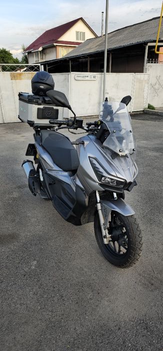 Продам AGV новый