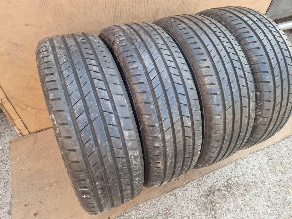 4 Bridgestone R18 225/60 Летни гуми  DOT4717